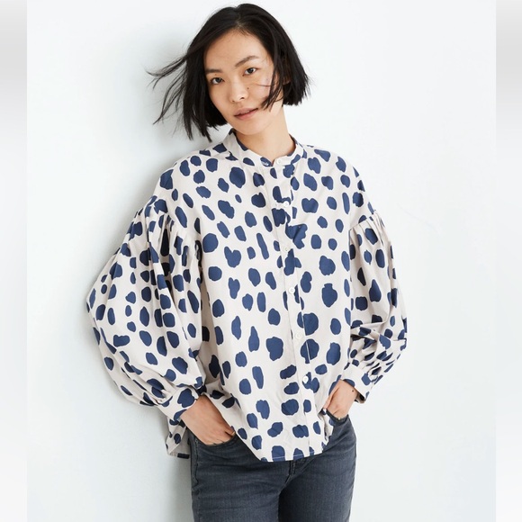 WHIT Tops - The Neely shirt by NY designer Whit dotted cream & blue size Large~Nwt’s